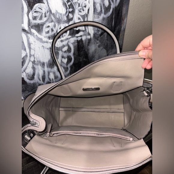 Michael Kors Mercer Satchel Tote Luggage Taupe Brown Large purse Bag Zipper​ - Picture 11 of 15